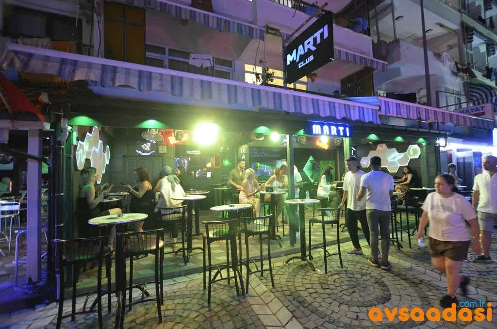 marti-bar-avsa